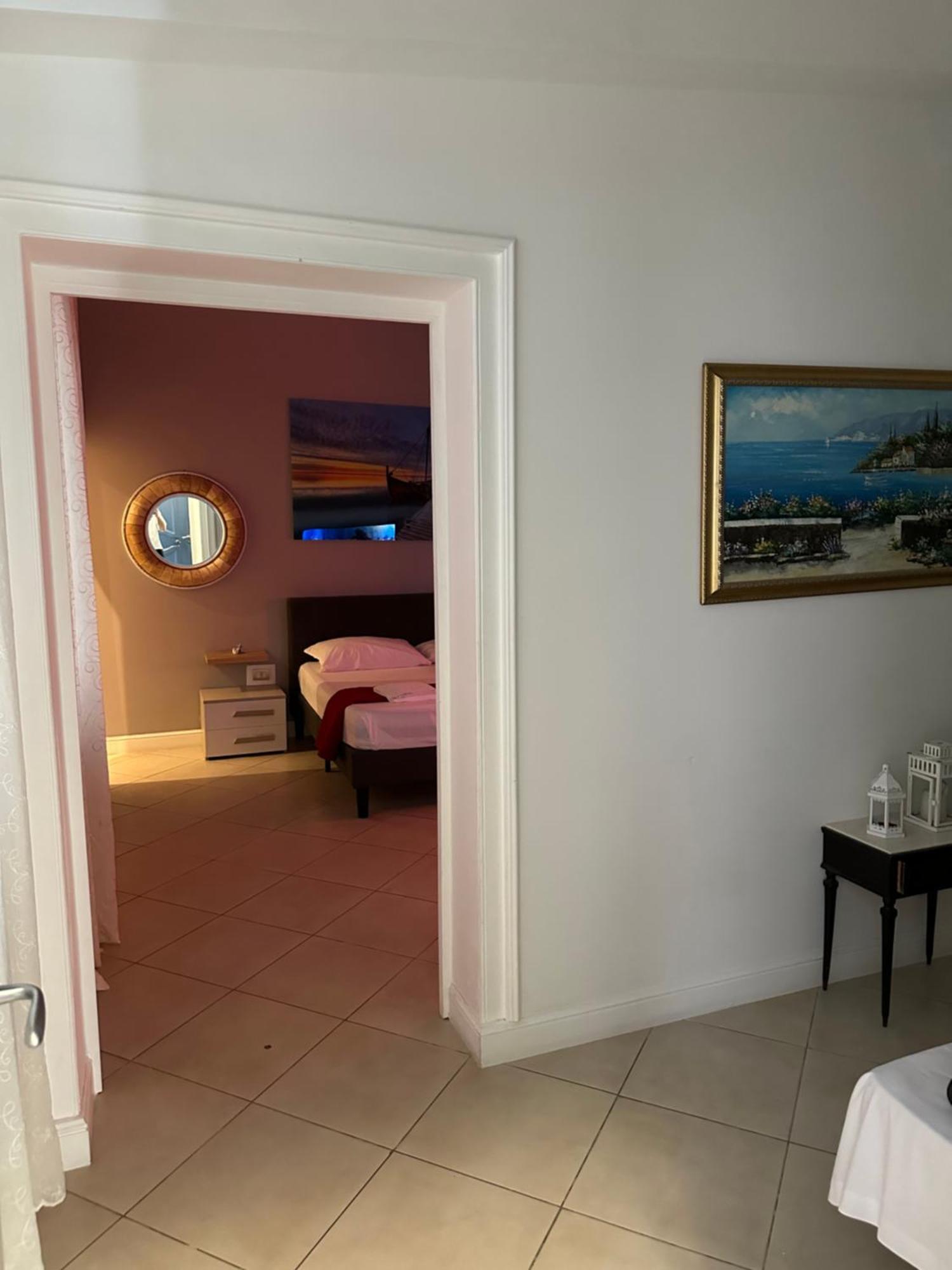Taranto Mn Place Exterior foto