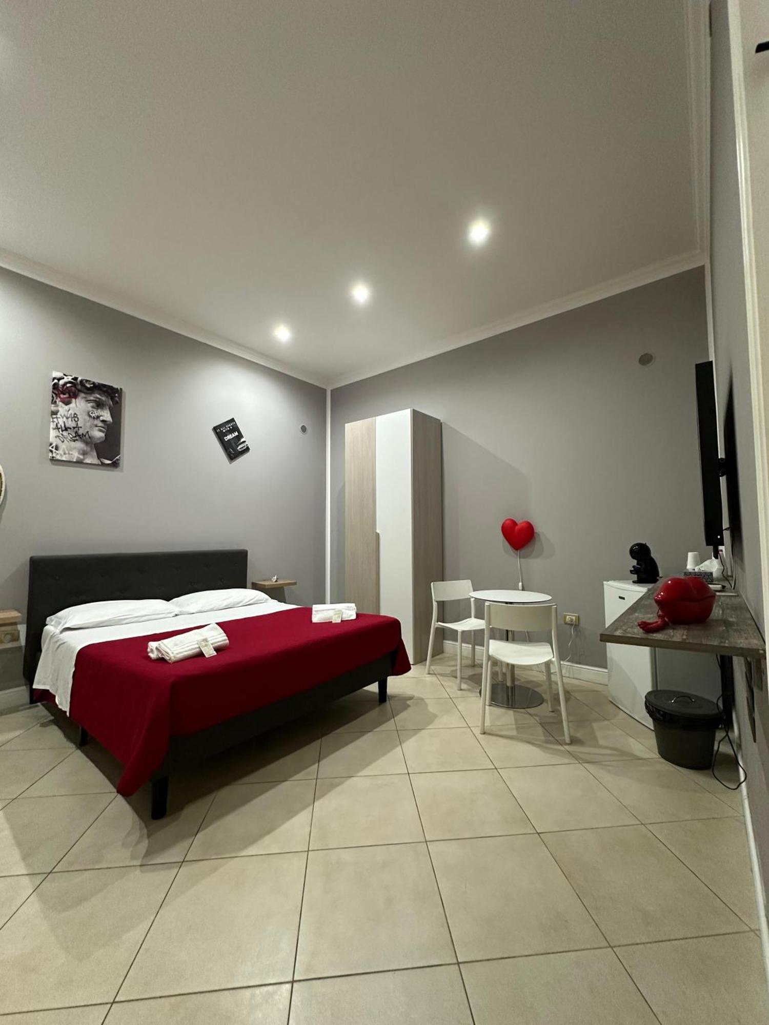Taranto Mn Place Exterior foto